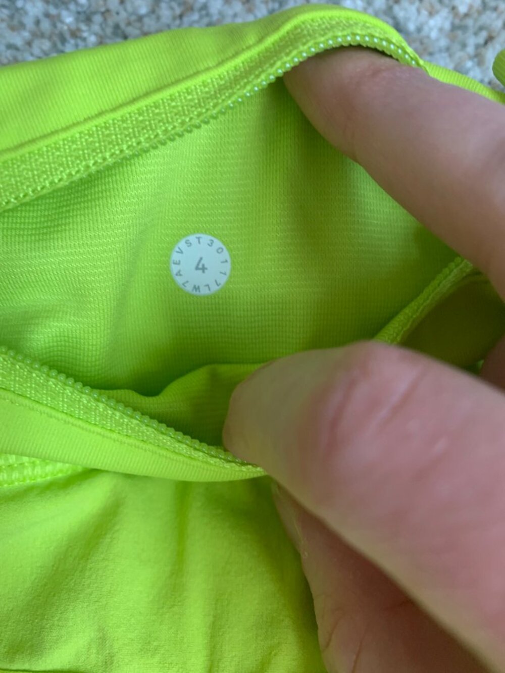 Lululemon Women's Speed Short 2.5", Antidote, size 4 NWT - Picture 7 of 9